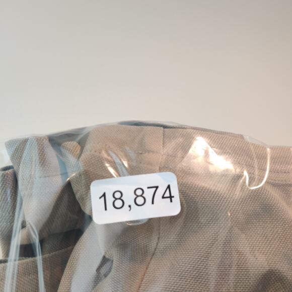 Tommy Bahama Silk Pleated Shorts - Picture 10 of 10